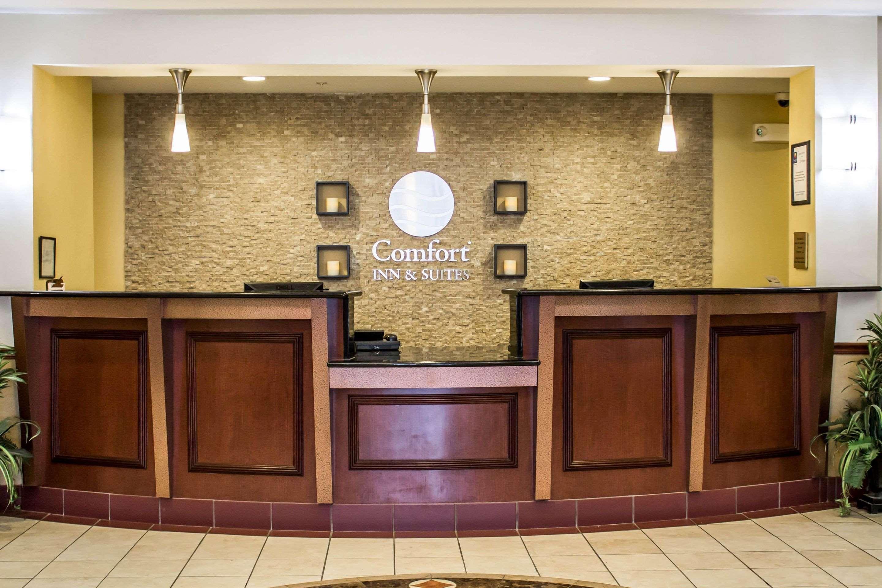Comfort Inn & Suites Kent - University Area מראה חיצוני תמונה
