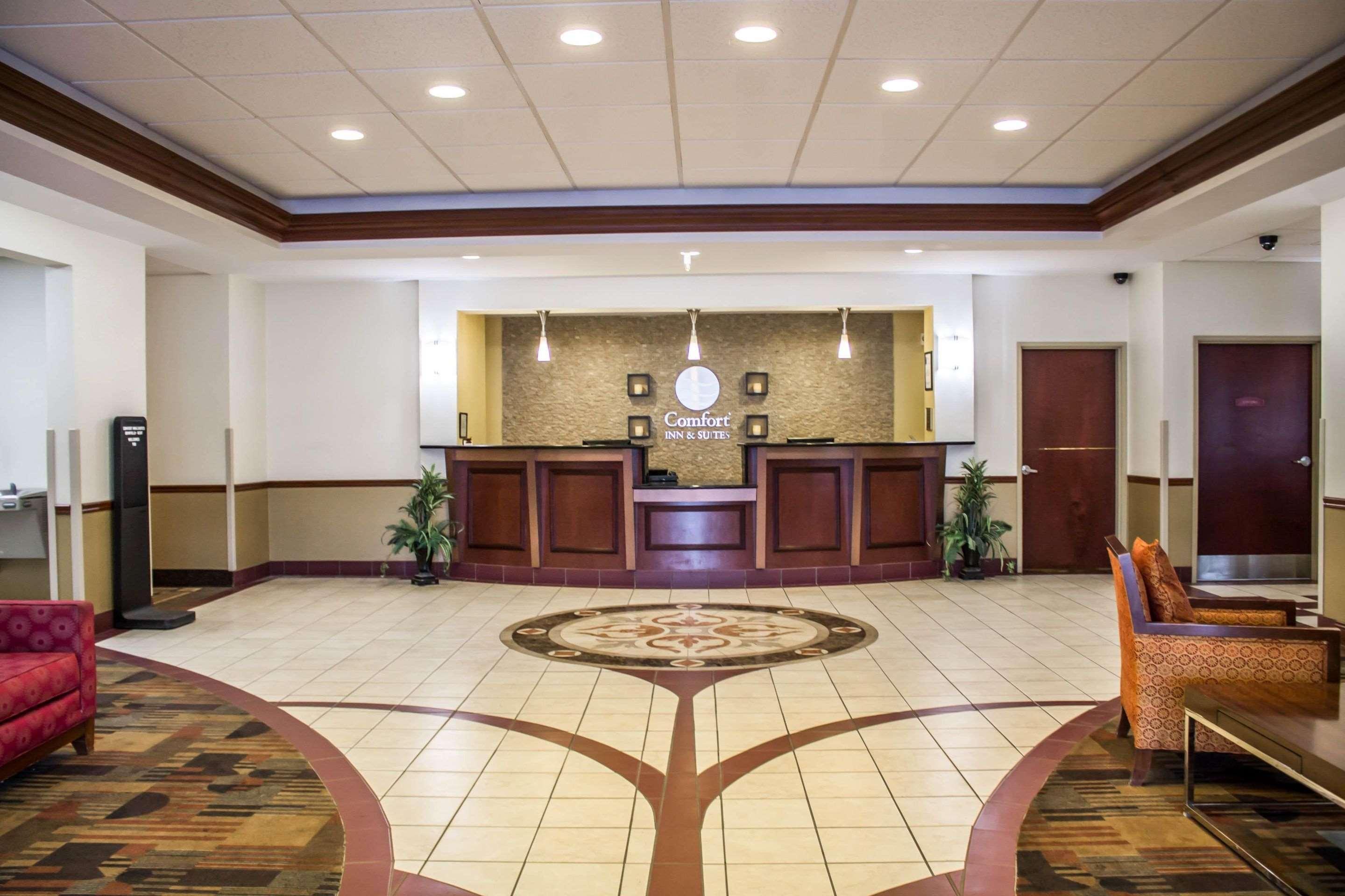 Comfort Inn & Suites Kent - University Area מראה חיצוני תמונה